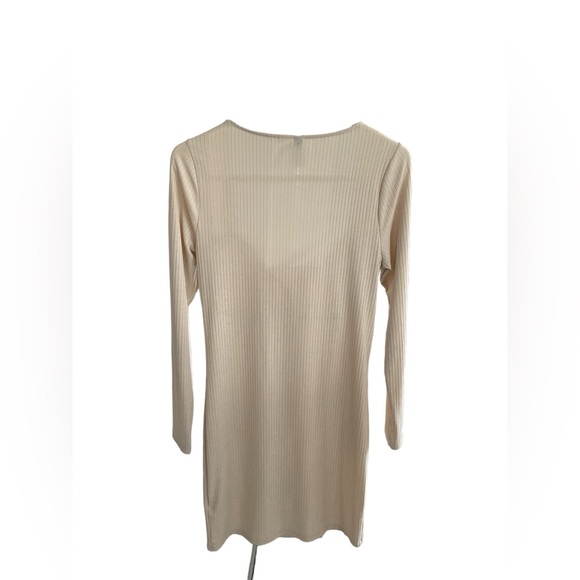 H&M - Picture 3 of 3